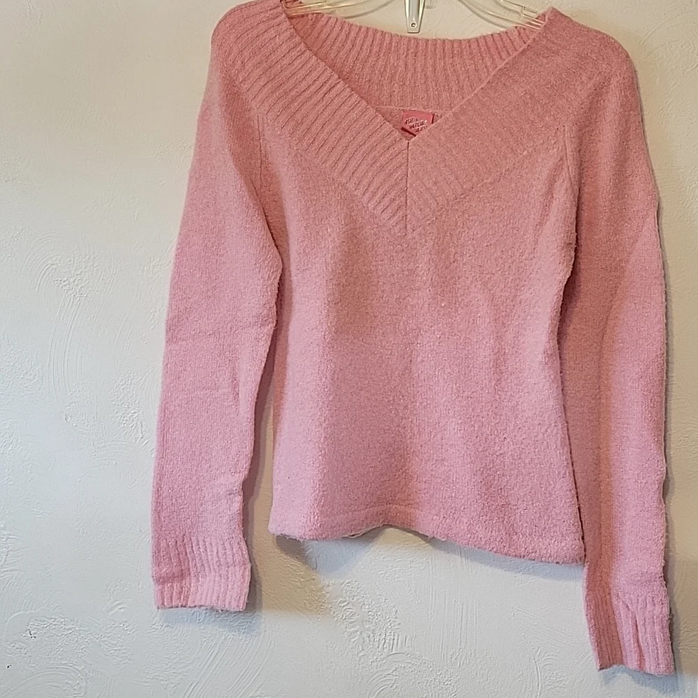 Pink sweater - Picture 1 of 2